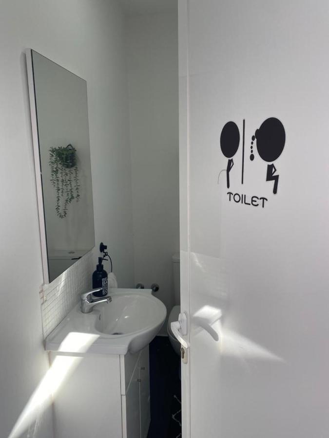 سيتوبال 5 Senses Hostel المظهر الخارجي الصورة