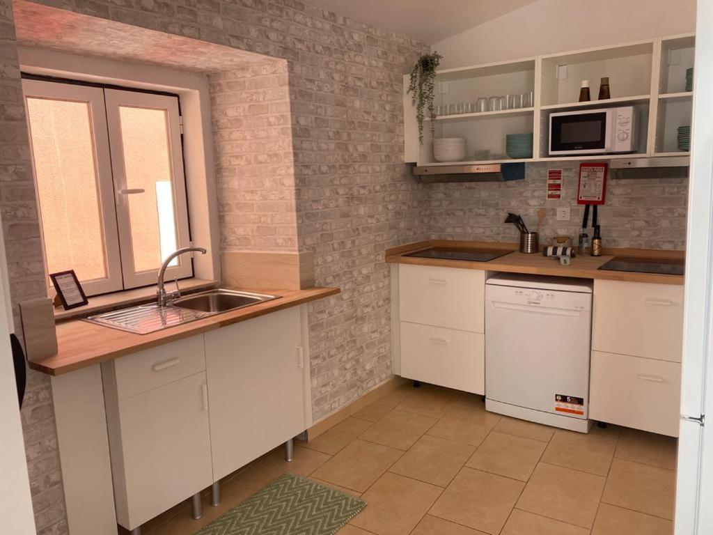 سيتوبال 5 Senses Hostel المظهر الخارجي الصورة